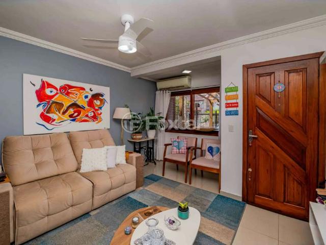 Casa / Sobrado para Venda em Porto Alegre/RS Guarujá 2 Quartos