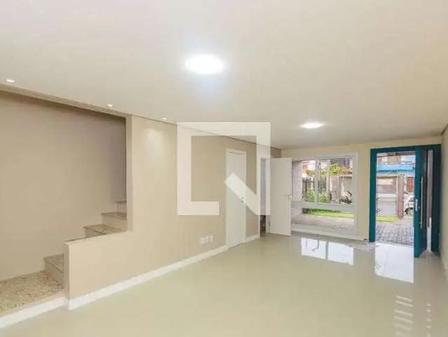Casa / Sobrado para Venda em Porto Alegre/RS Guarujá 3 Quartos