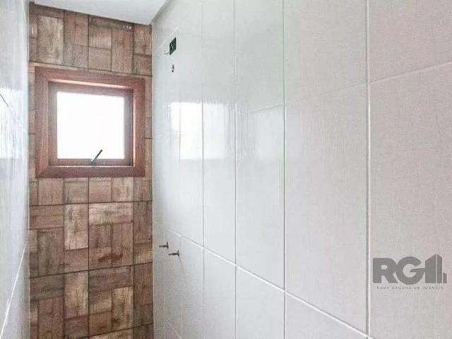 Casa / Sobrado para Venda em Porto Alegre/RS Guarujá 3 Quartos
