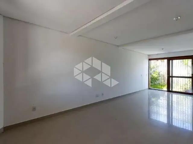 Casa / Sobrado para Venda em Porto Alegre/RS Guarujá 3 Quartos