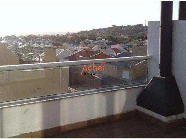 Casa / Sobrado para Venda em Porto Alegre/RS Guarujá 3 Quartos