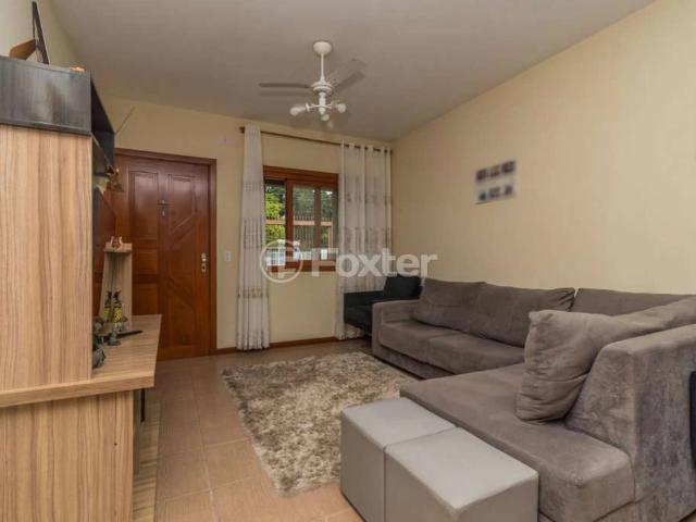 Casa / Sobrado para Venda em Porto Alegre/RS Guarujá 3 Quartos