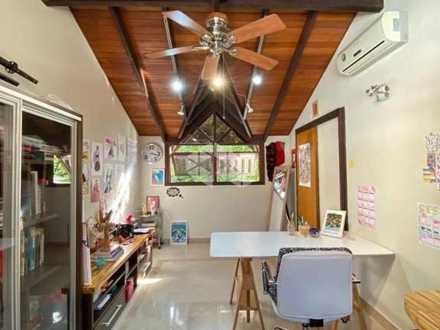 Casa / Sobrado para Venda em Porto Alegre/RS Higienópolis 3 Quartos