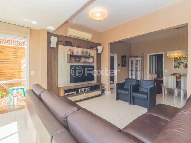 Casa / Sobrado para Venda em Porto Alegre/RS Higienópolis 3 Quartos