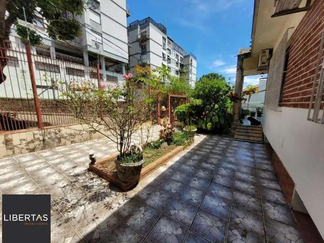 Casa / Sobrado para Venda em Porto Alegre/RS Higienópolis 3 Quartos
