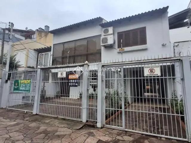 Casa / Sobrado para Venda em Porto Alegre/RS Higienópolis 4 Quartos