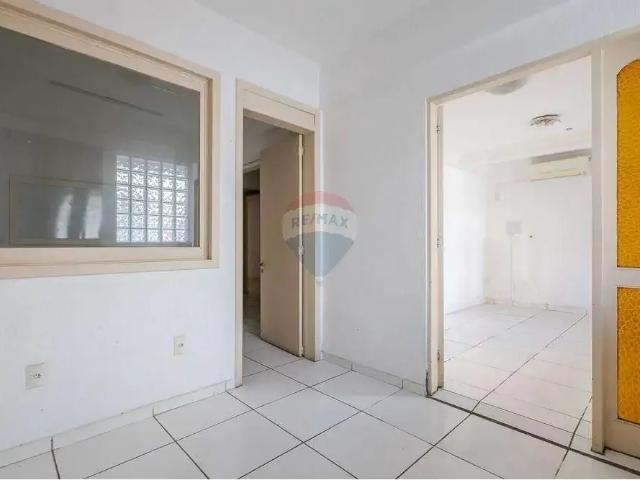 Casa / Sobrado para Venda em Porto Alegre/RS Higienópolis 6 Quartos