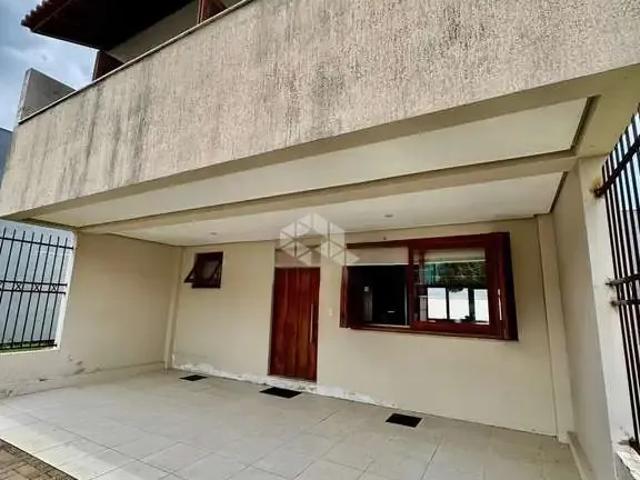 Casa / Sobrado para Venda em Porto Alegre/RS Hípica 3 Quartos
