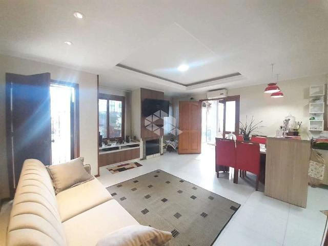 Casa / Sobrado para Venda em Porto Alegre/RS Hípica 3 Quartos