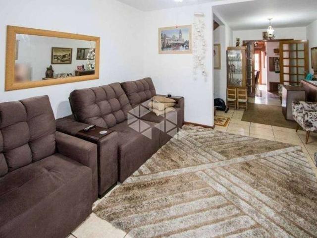 Casa / Sobrado para Venda em Porto Alegre/RS Hípica 3 Quartos
