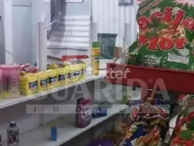 Casa / Sobrado para Venda em Porto Alegre/RS Hípica 3 Quartos