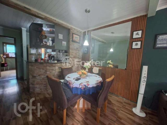 Casa / Sobrado para Venda em Porto Alegre/RS Hípica 3 Quartos