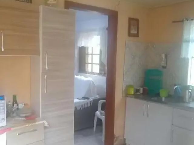 Casa / Sobrado para Venda em Porto Alegre/RS Hípica 2 Quartos
