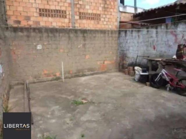 Casa / Sobrado para Venda em Porto Alegre/RS Hípica 2 Quartos