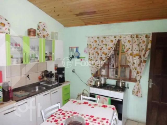 Casa / Sobrado para Venda em Porto Alegre/RS Hípica 2 Quartos
