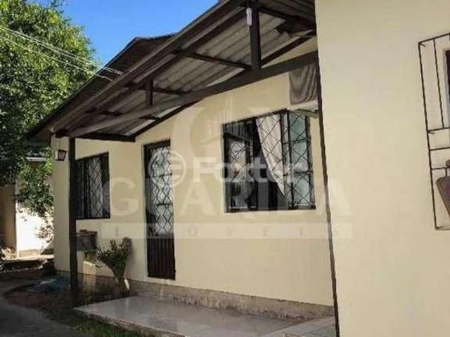 Casa / Sobrado para Venda em Porto Alegre/RS Hípica 2 Quartos