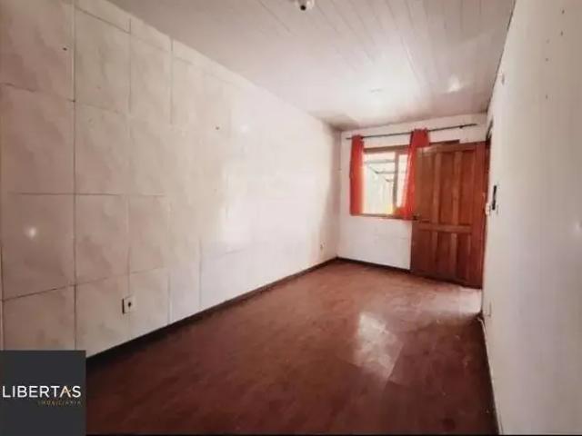 Casa / Sobrado para Venda em Porto Alegre/RS Hípica 2 Quartos