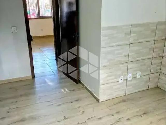 Casa / Sobrado para Venda em Porto Alegre/RS Hípica 2 Quartos