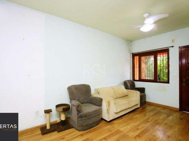 Casa / Sobrado para Venda em Porto Alegre/RS Hípica 2 Quartos