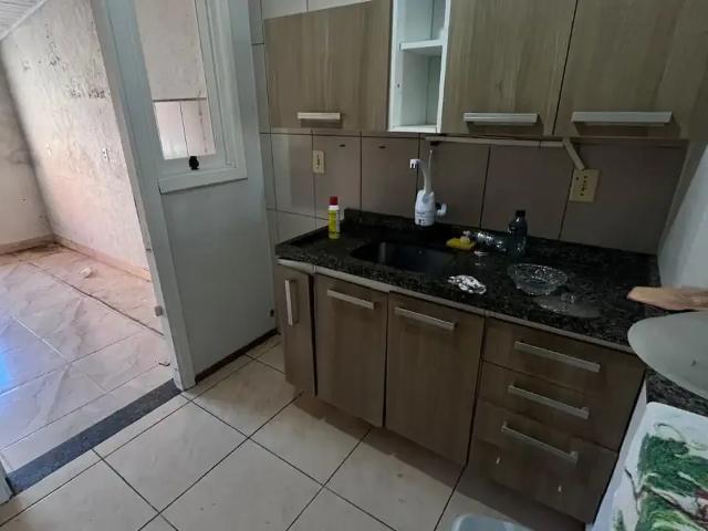 Casa / Sobrado para Venda em Porto Alegre/RS Hípica 2 Quartos