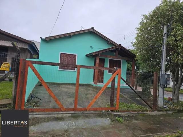 Casa / Sobrado para Venda em Porto Alegre/RS Hípica 2 Quartos