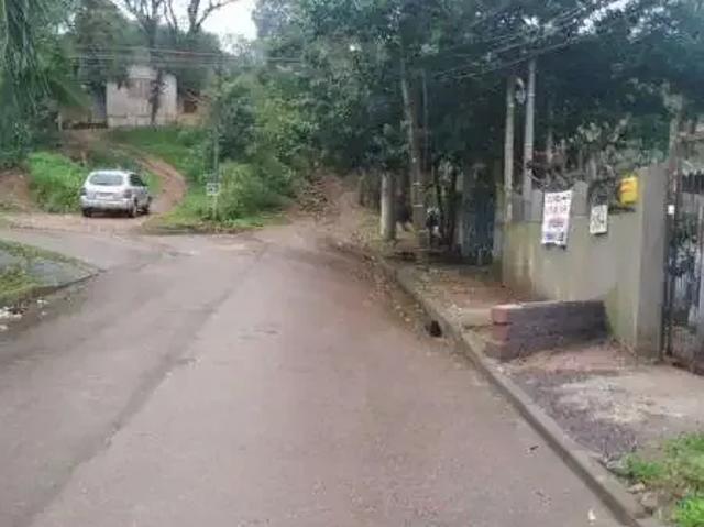 Casa / Sobrado para Venda em Porto Alegre/RS Hípica 2 Quartos