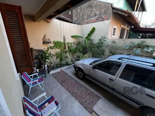 Casa / Sobrado para Venda em Porto Alegre/RS Hípica 2 Quartos