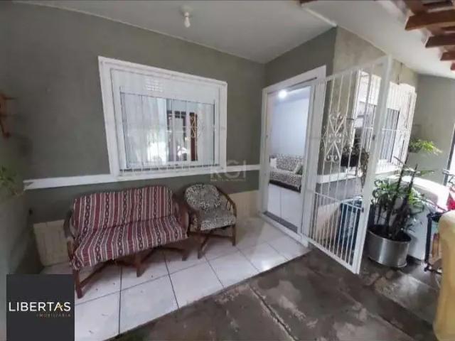 Casa / Sobrado para Venda em Porto Alegre/RS Hípica 2 Quartos