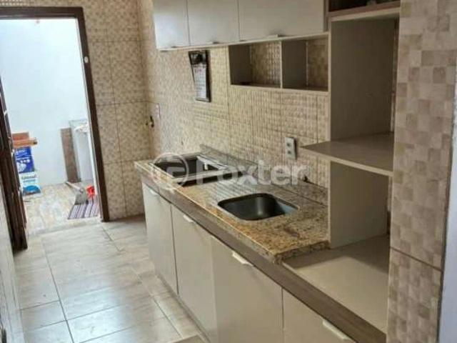 Casa / Sobrado para Venda em Porto Alegre/RS Hípica 2 Quartos