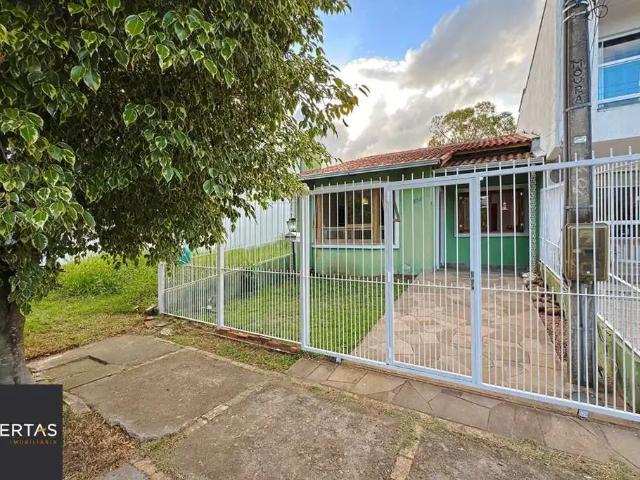 Casa / Sobrado para Venda em Porto Alegre/RS Hípica 2 Quartos