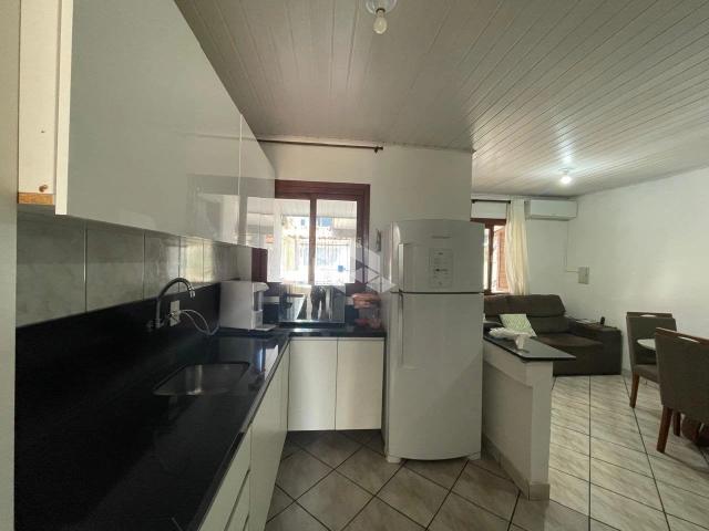 Casa / Sobrado para Venda em Porto Alegre/RS Hípica 2 Quartos