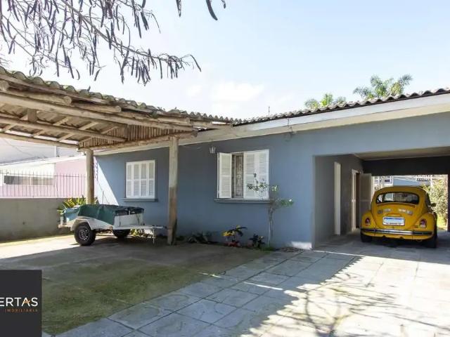 Casa / Sobrado para Venda em Porto Alegre/RS Hípica 4 Quartos