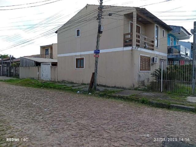 Casa / Sobrado para Venda em Porto Alegre/RS Hípica 4 Quartos