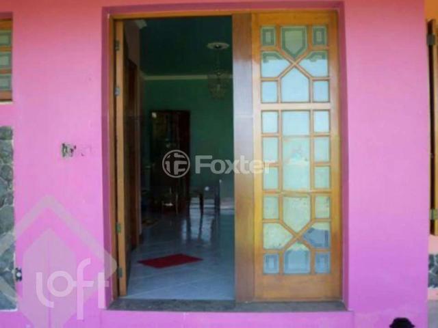 Casa / Sobrado para Venda em Porto Alegre/RS Hípica 4 Quartos