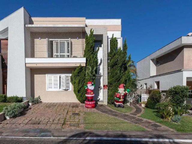 Casa / Sobrado para Venda em Porto Alegre/RS Hípica 4 Quartos