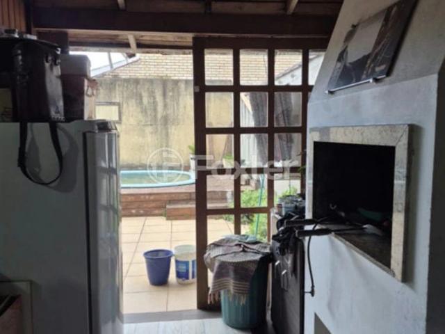 Casa / Sobrado para Venda em Porto Alegre/RS Hípica 5 Quartos