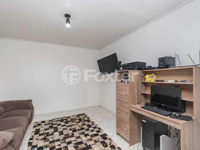 Casa / Sobrado para Venda em Porto Alegre/RS Humaitá 3 Quartos