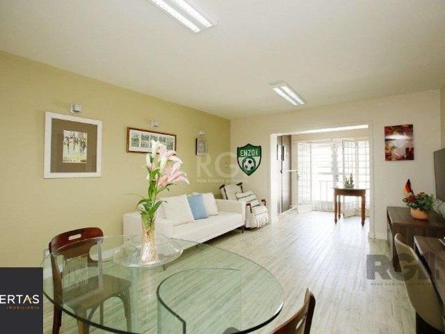 Casa / Sobrado para Venda em Porto Alegre/RS Independência 3 Quartos
