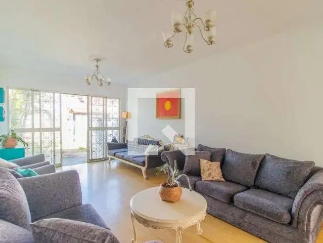 Casa / Sobrado para Venda em Porto Alegre/RS Ipanema 2 Quartos