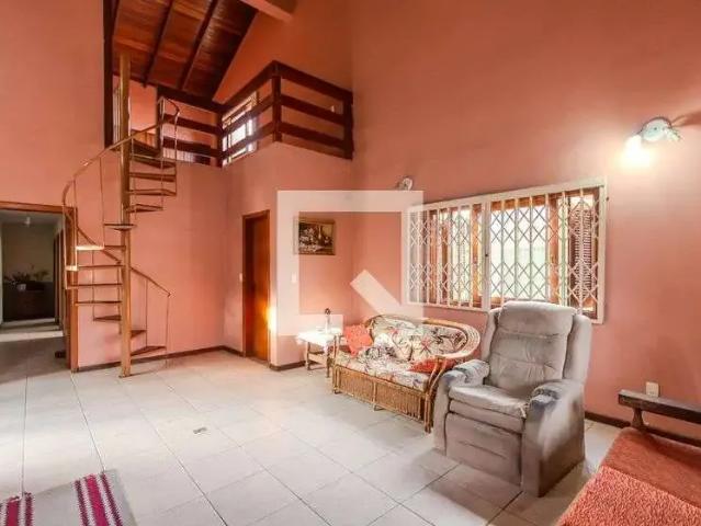 Casa / Sobrado para Venda em Porto Alegre/RS Ipanema 2 Quartos