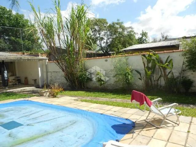 Casa / Sobrado para Venda em Porto Alegre/RS Ipanema 3 Quartos