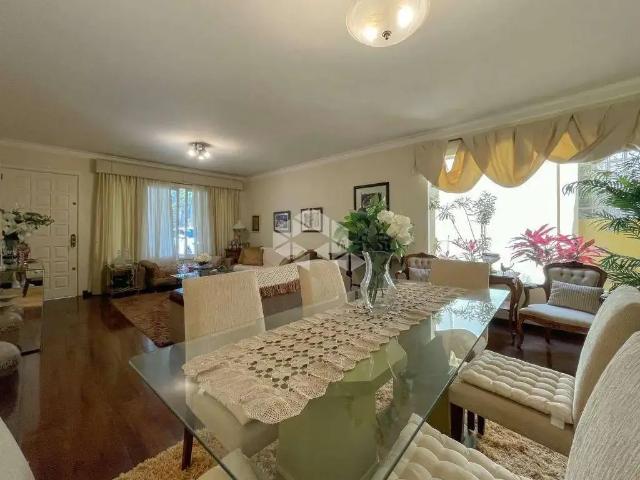 Casa / Sobrado para Venda em Porto Alegre/RS Ipanema 3 Quartos