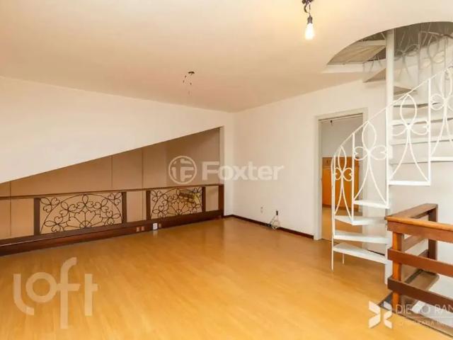 Casa / Sobrado para Venda em Porto Alegre/RS Ipanema 3 Quartos