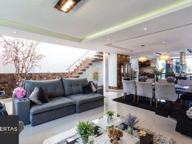 Casa / Sobrado para Venda em Porto Alegre/RS Ipanema 3 Quartos