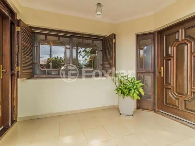 Casa / Sobrado para Venda em Porto Alegre/RS Ipanema 3 Quartos