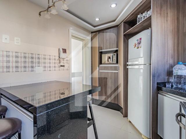 Casa / Sobrado para Venda em Porto Alegre/RS Ipanema 4 Quartos
