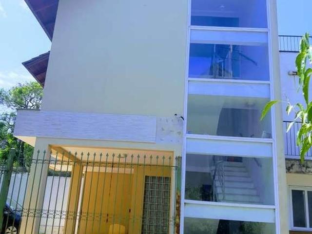 Casa / Sobrado para Venda em Porto Alegre/RS Ipanema 3 Quartos