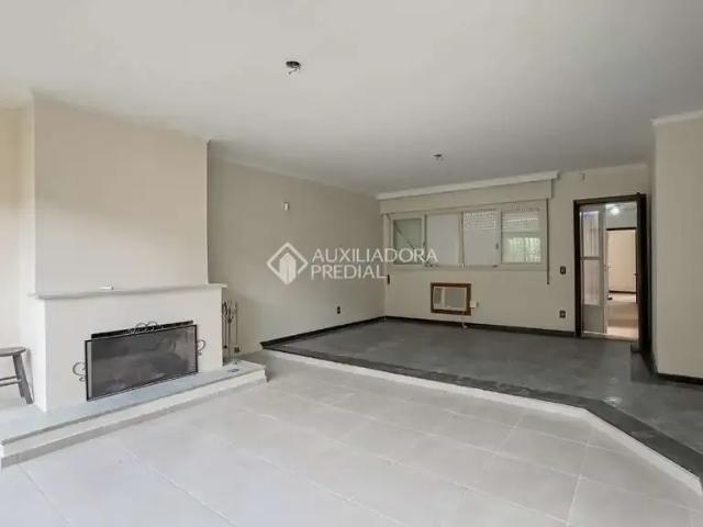 Casa / Sobrado para Venda em Porto Alegre/RS Ipanema 3 Quartos