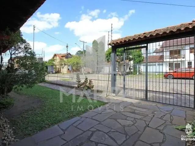 Casa / Sobrado para Venda em Porto Alegre/RS Ipanema 3 Quartos