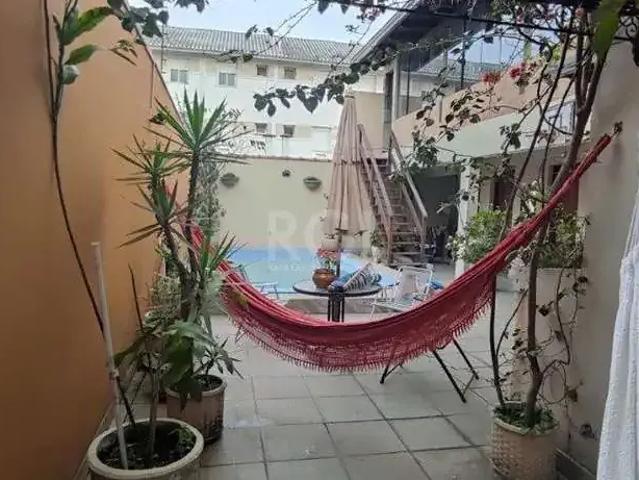 Casa / Sobrado para Venda em Porto Alegre/RS Ipanema 3 Quartos